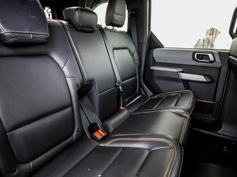 Used 2021 Ford Bronco Badlands image 25