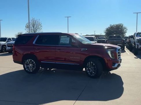 New 2026 GMC Yukon Elevation RWD image 2