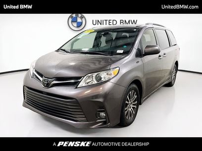 Used 2020 Toyota Sienna XLE