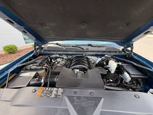 Used 2018 Chevrolet Silverado 1500 LT w/ All Star Edition AWD/4WD image 50