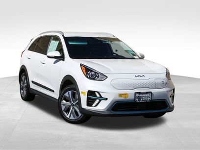 Used 2022 Kia Niro EX