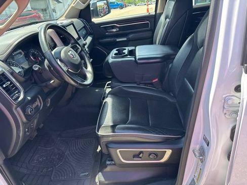 Used 2021 RAM 1500 Laramie w/ Off Road Group AWD/4WD image 5