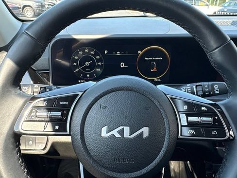 Used 2024 Kia Seltos S AWD/4WD image 23