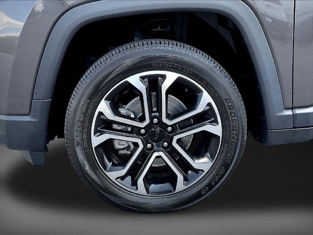 Used 2022 Jeep Compass Limited AWD/4WD image 39