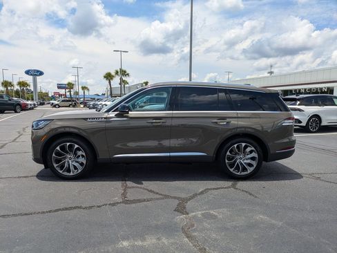 New 2026 Lincoln Aviator 2WD image 7