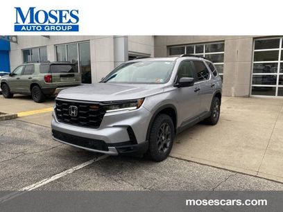 Certified 2025 Honda Pilot TrailSport