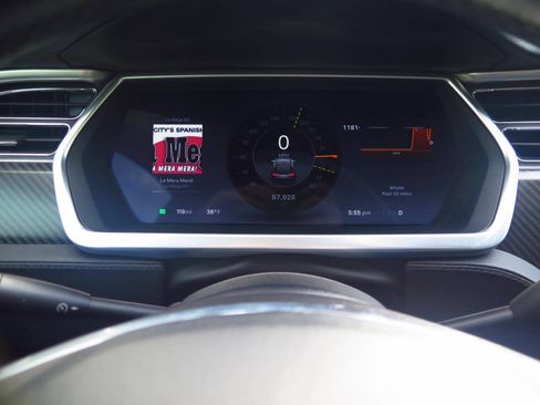 Used 2012 Tesla Model S Performance image 38