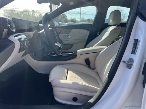 Used 2025 Mercedes-Benz CLA 250 image 16