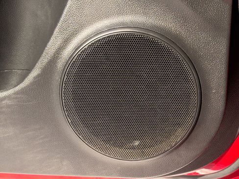 Used 2016 Chevrolet Cruze LT w/ Technology Package image 30