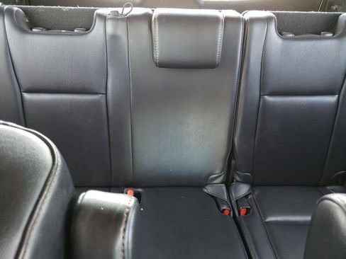 Used 2017 Toyota Highlander XLE AWD/4WD image 16