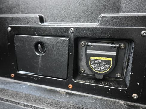 Used 2005 Toyota Tacoma PreRunner image 42