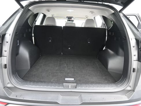 Used 2025 Hyundai Tucson SEL FWD image 11