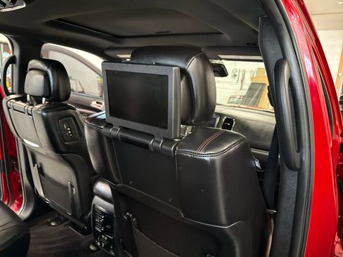 Used 2018 Dodge Durango R/T w/ Technology Group image 50