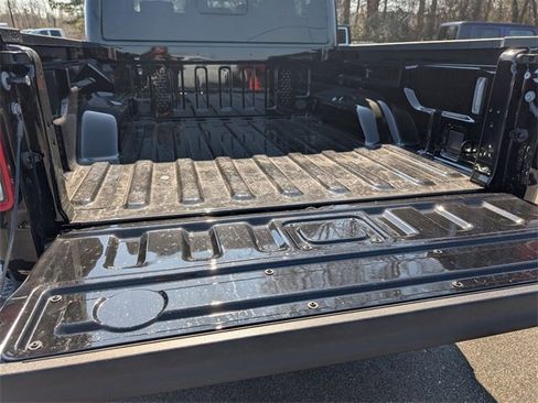 New 2026 Jeep Gladiator Sport image 25