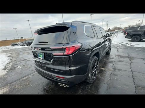 Used 2024 GMC Acadia Elevation w/ Black Edition image 8