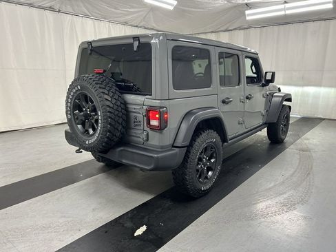 Used 2022 Jeep Wrangler Unlimited Sport image 2
