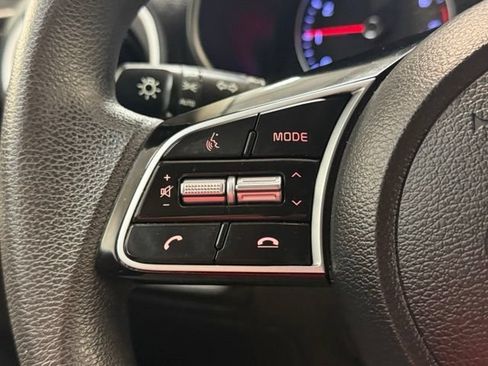 Used 2020 Kia Forte LXS FWD image 15