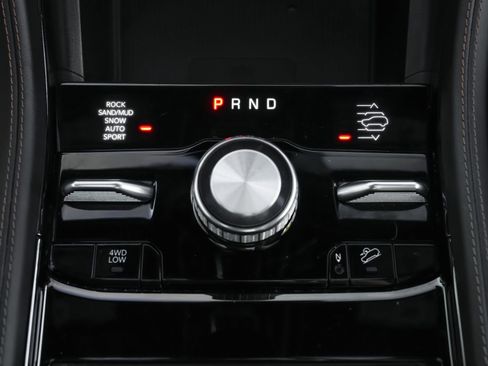 Used 2022 Jeep Grand Cherokee Summit image 17