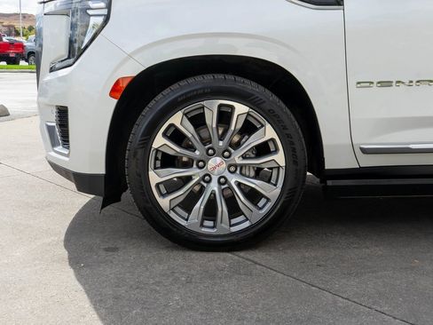 Used 2021 GMC Yukon Denali image 34