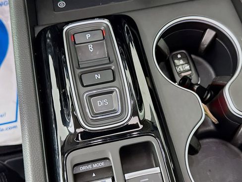 Used 2025 Honda Pilot Touring image 23