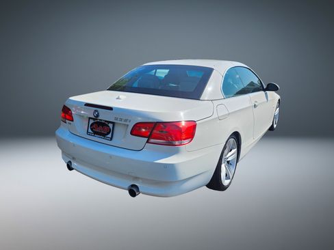 Used 2007 BMW 335i Convertible image 3