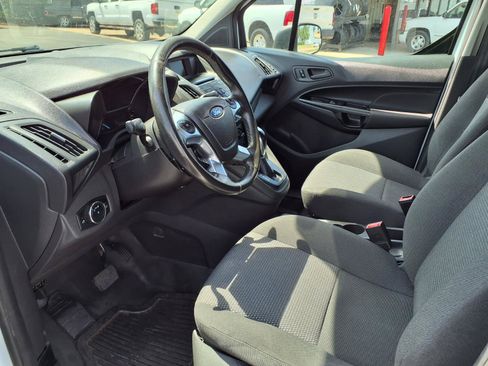 Used 2017 Ford Transit Connect XL FWD image 5
