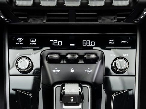 Certified 2025 Porsche 911 Carrera image 22