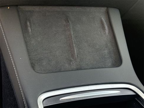 Used 2024 Tesla Model Y Long Range image 15