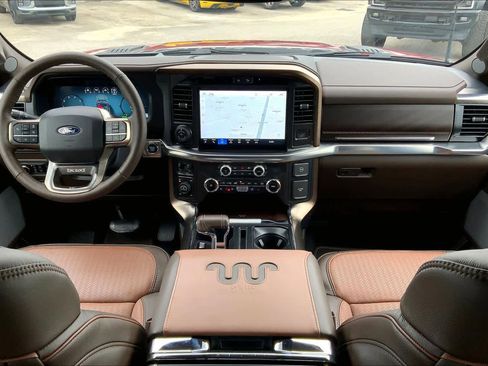Used 2025 Ford F150 King Ranch w/ FX4 Off-Road Package image 15