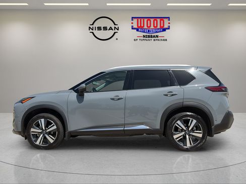 Certified 2022 Nissan Rogue SL w/ SL Premium Package AWD/4WD image 5