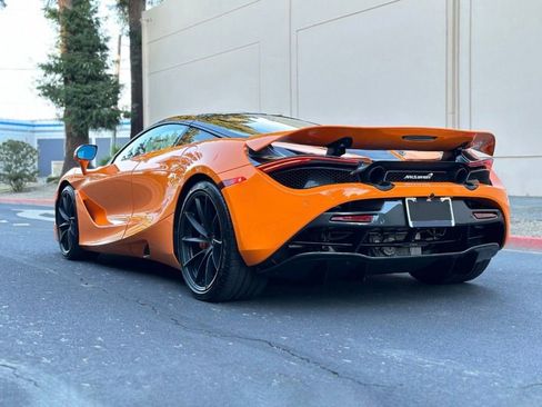 Used 2021 McLaren 720S Performance RWD image 3
