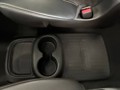 Certified 2023 Dodge Durango R/T w/ Hemi Orange Plus Package AWD/4WD image 23