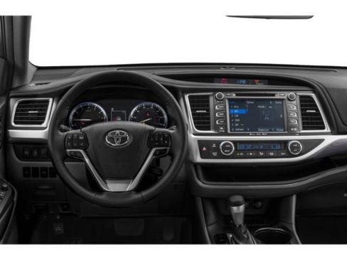 Used 2019 Toyota Highlander Limited FWD image 7