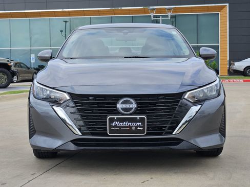 Used 2024 Nissan Sentra SV image 6