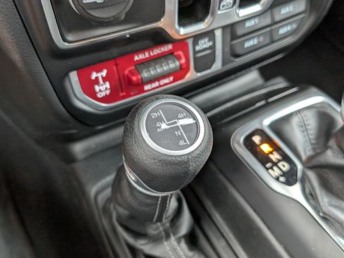 Used 2025 Jeep Wrangler Unlimited Sport S 4xe image 12