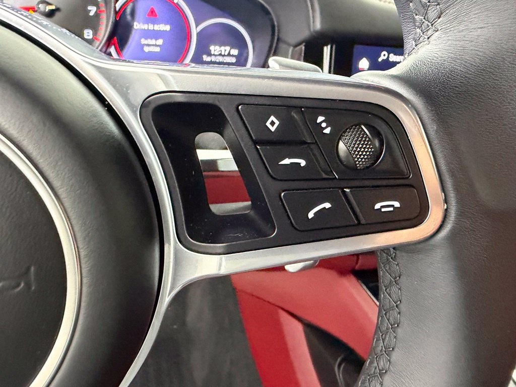 Certified 2023 Porsche Cayenne AWD/4WD image 27