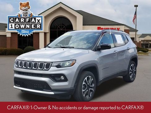Used 2023 Jeep Compass Limited AWD/4WD image 2