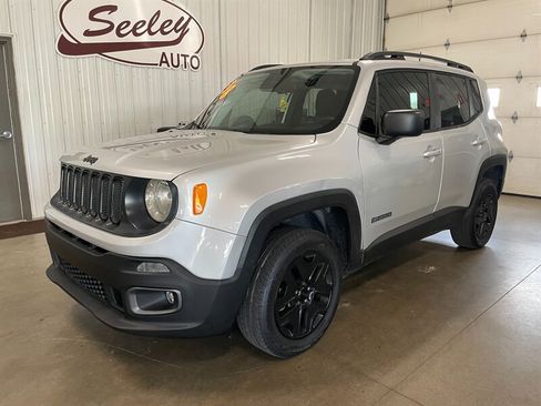 Used 2018 Jeep Renegade Sport w/ Power & Air Group AWD/4WD image 2