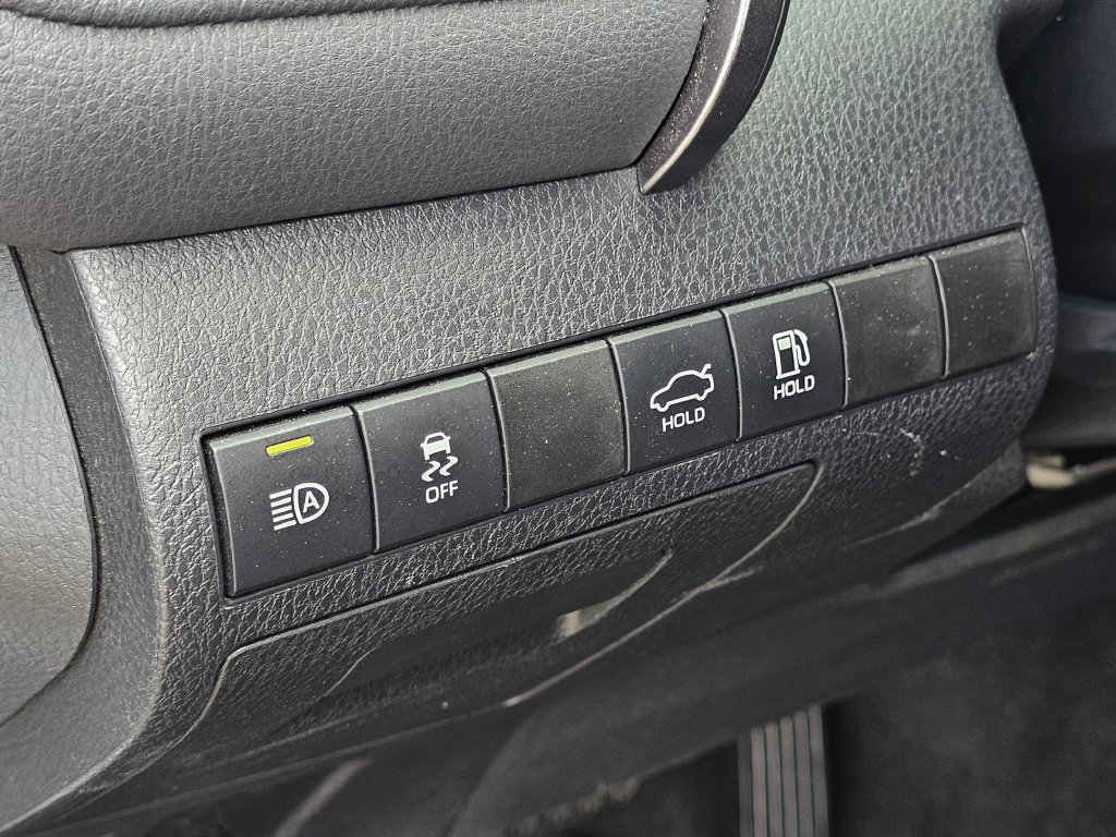 Used 2024 Toyota Camry SE FWD image 16