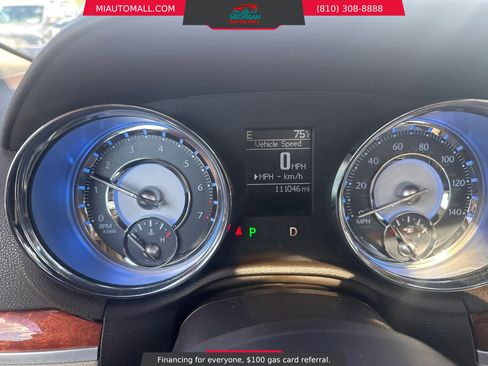 Used 2011 Chrysler 300 Limited w/ Luxury Group RWD image 11