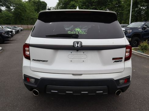 Used 2023 Honda Passport TrailSport image 5