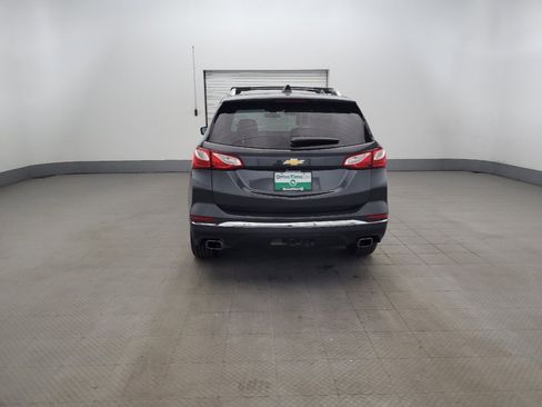Used 2019 Chevrolet Equinox LT w/ Sun & Navigation Package AWD/4WD image 6