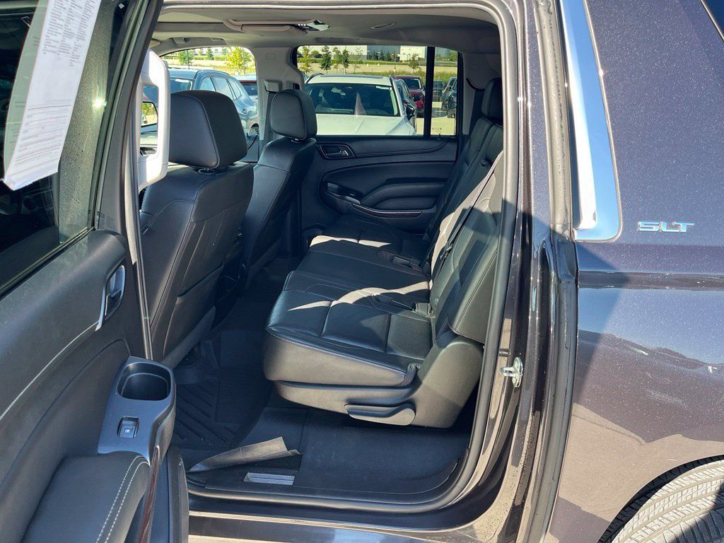 Used 2018 GMC Yukon XL SLT w/ Premium Edition AWD/4WD image 13