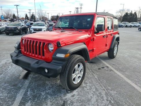 Used 2022 Jeep Wrangler Unlimited Sport image 1
