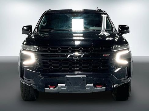 Used 2021 Chevrolet Tahoe Z71 w/ Z71 Off-Road Package AWD/4WD image 2