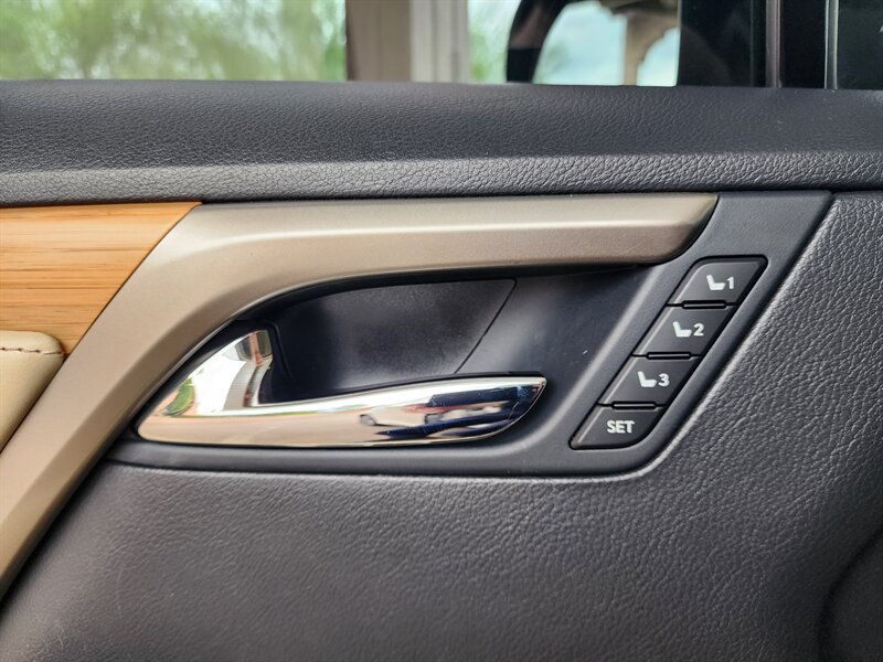 Used 2021 Lexus RX 450hL AWD w/ Premium Package image 26