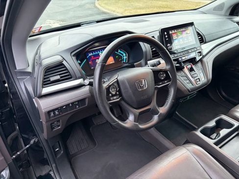 Used 2018 Honda Odyssey EX-L image 16