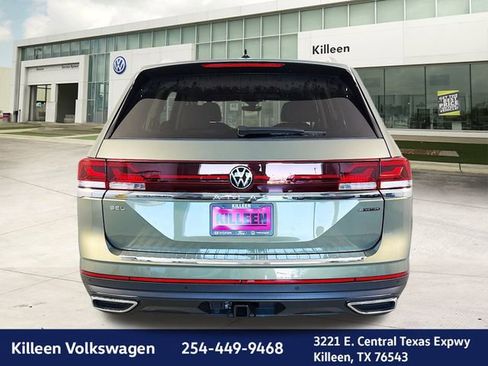 New 2026 Volkswagen Atlas SEL image 6