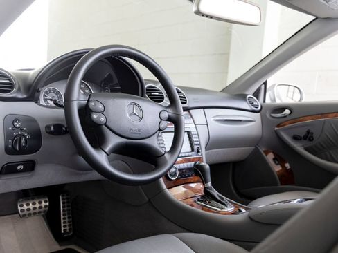 Used 2007 Mercedes-Benz CLK 350 Cabriolet image 14
