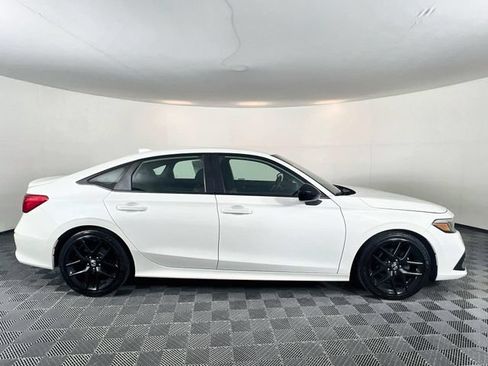 Used 2022 Honda Civic Sport image 7